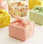 Как красиво упаковать подарок в бумагу