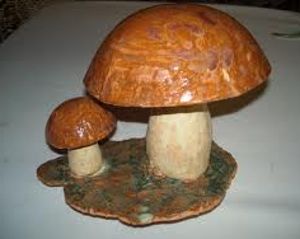Декоративный гриб из пены